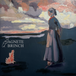 1196. Young woman by fire_Pastice Tuxen_Sociale - WEBSHOP